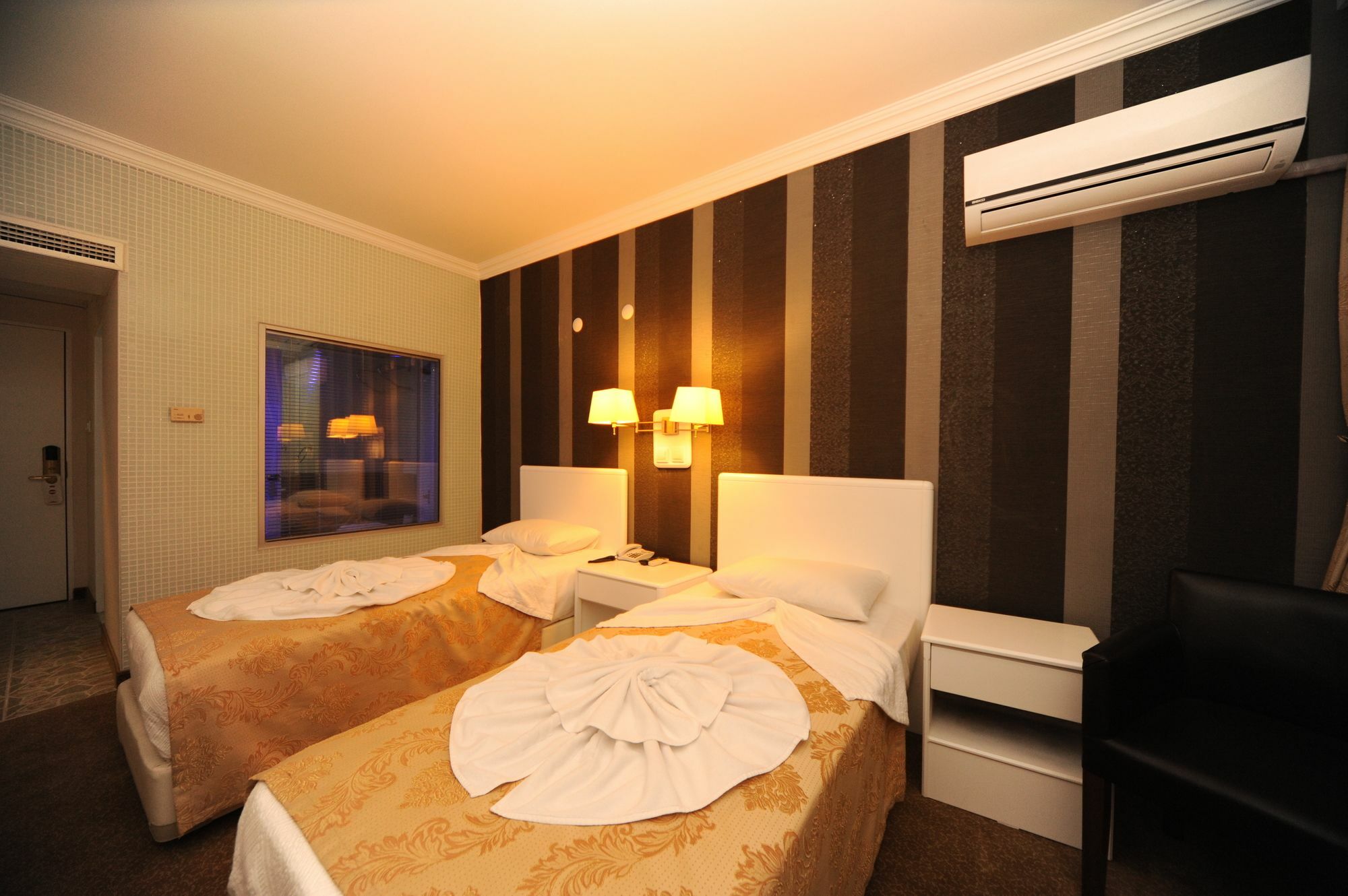 Mara Business Hotel เฟทิเย ภายนอก รูปภาพ